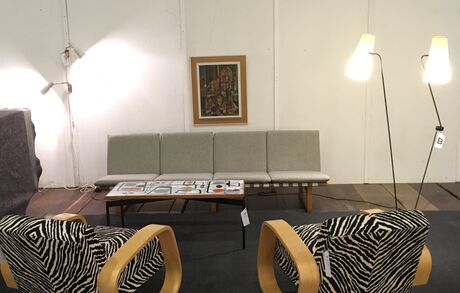 Les Puces du Design 2019 Img 1896 Buma Möbelklassiker Vintage-Klassiker und Designermöbel Möbel Olten Zürich Schweiz