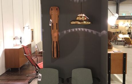 Les Puces du Design 2019 Img 1899 Buma Möbelklassiker Vintage-Klassiker und Designermöbel Möbel Olten Zürich Schweiz