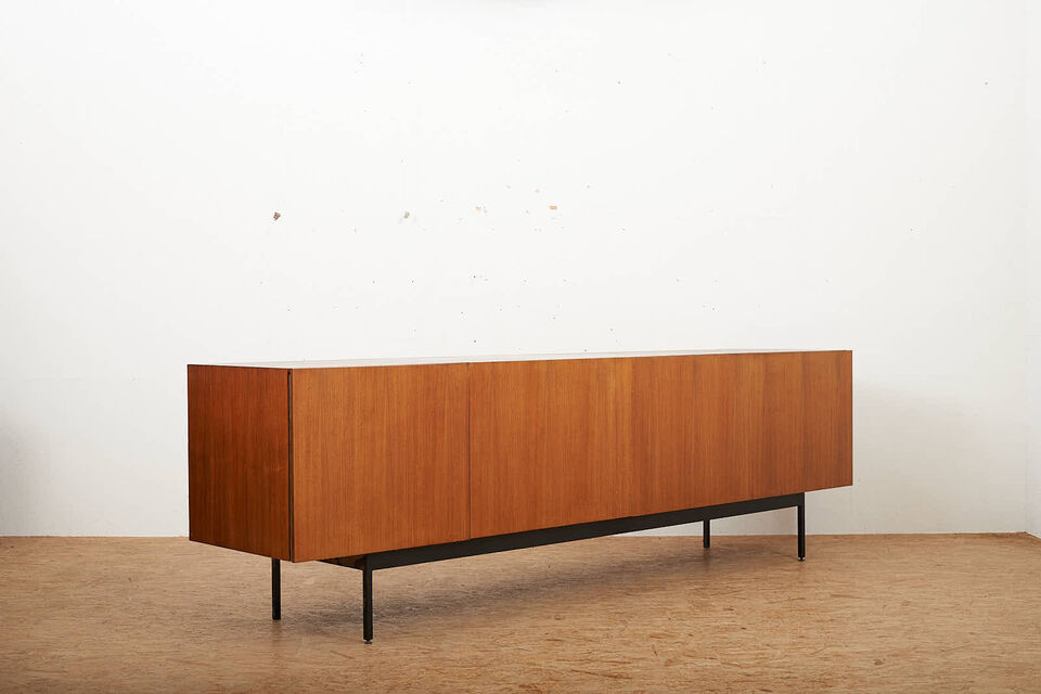 Buma update februar 2517604 Buma Möbelklassiker Vintage-Klassiker und Designermöbel Möbel Olten Zürich Schweiz