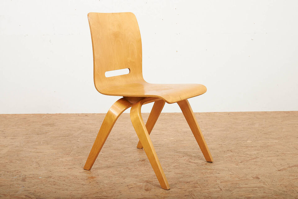 Buma update februar 2517855 Buma Möbelklassiker Vintage-Klassiker und Designermöbel Möbel Olten Zürich Schweiz