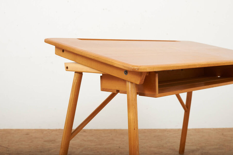 Buma update maerz 2518500 Buma Möbelklassiker Vintage-Klassiker und Designermöbel Möbel Olten Zürich Schweiz