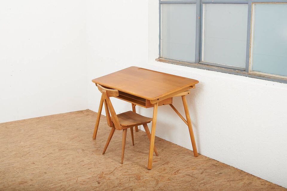 Buma update maerz 2518507 Buma Möbelklassiker Vintage-Klassiker und Designermöbel Möbel Olten Zürich Schweiz