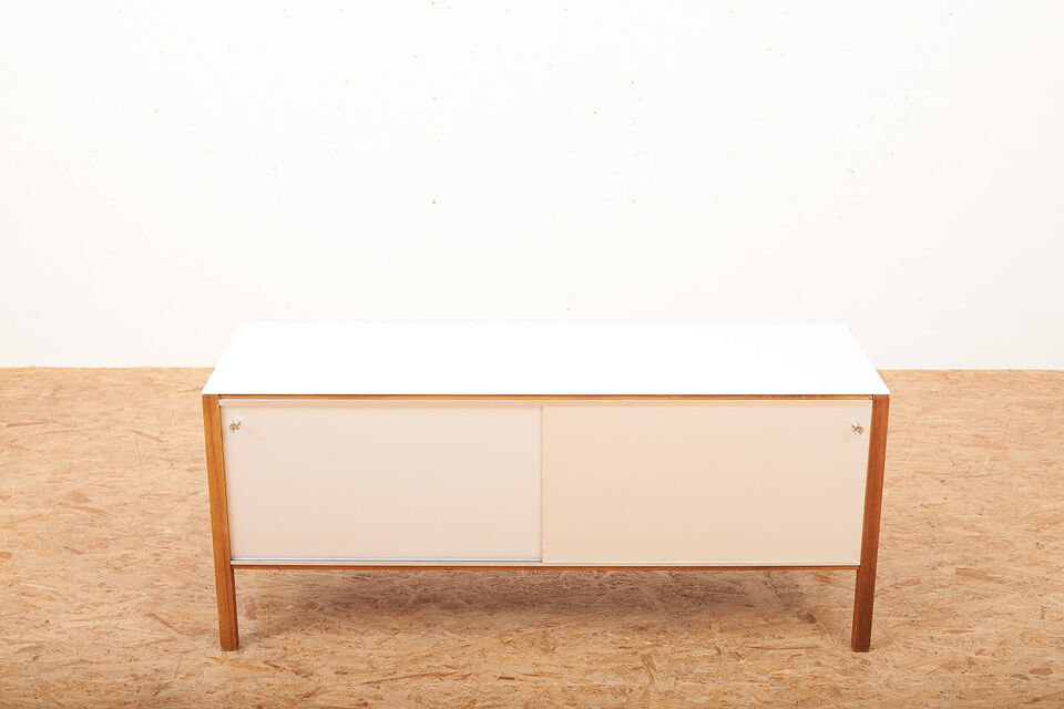 Buma update oktober 250518 Buma Möbelklassiker Vintage-Klassiker und Designermöbel Möbel Olten Zürich Schweiz