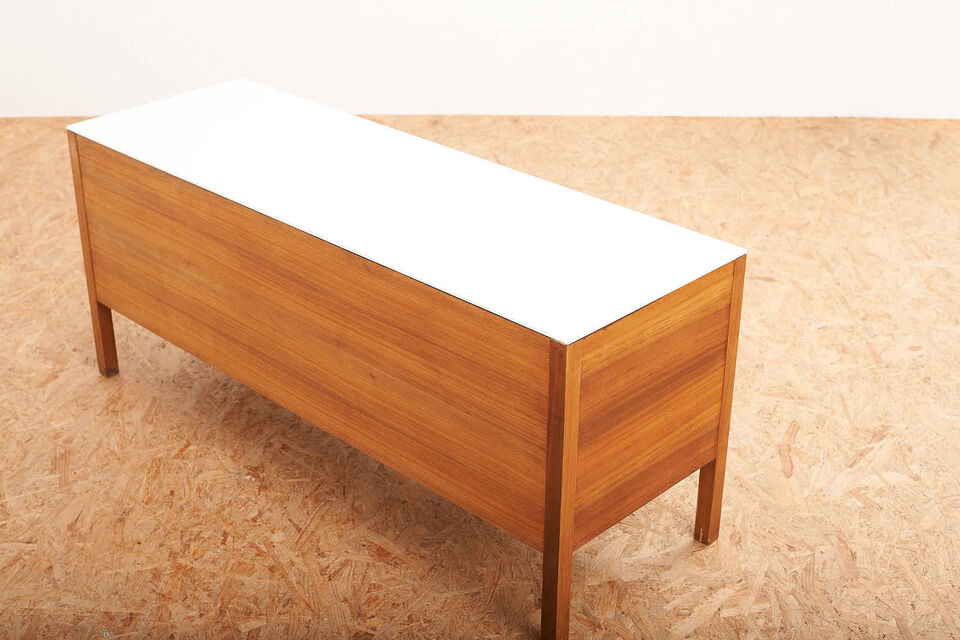 Buma update oktober 250528 Buma Möbelklassiker Vintage-Klassiker und Designermöbel Möbel Olten Zürich Schweiz