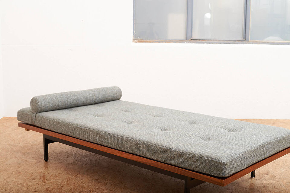 Buma update maerz 262950 Buma Möbelklassiker Vintage-Klassiker und Designermöbel Möbel Olten Zürich Schweiz