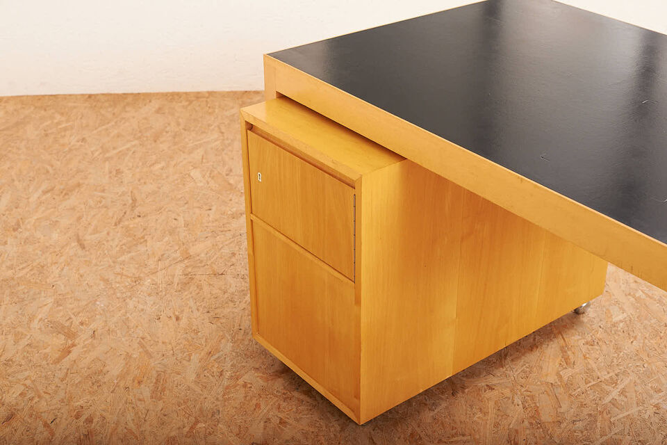 Buma update mai 2120981 Buma Möbelklassiker Vintage-Klassiker und Designermöbel Möbel Olten Zürich Schweiz