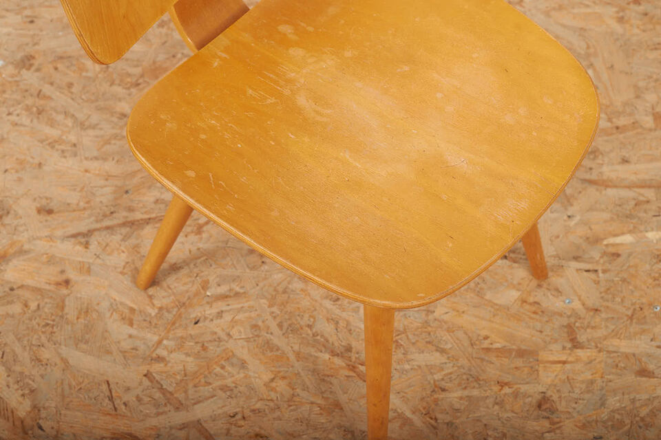 Buma update dezember 224133 Buma Möbelklassiker Vintage-Klassiker und Designermöbel Möbel Olten Zürich Schweiz