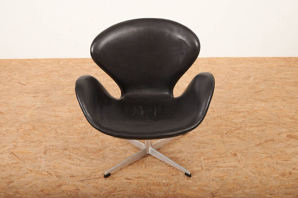 Buma update januar 2228770 Buma Möbelklassiker Vintage-Klassiker und Designermöbel Möbel Olten Zürich Schweiz