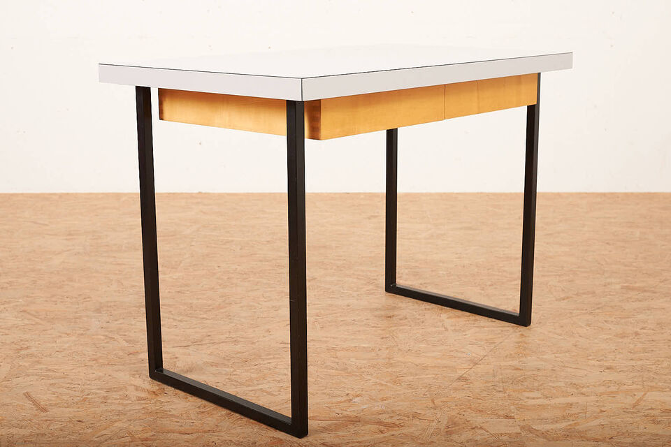 Buma update januar 2228696 Buma Möbelklassiker Vintage-Klassiker und Designermöbel Möbel Olten Zürich Schweiz