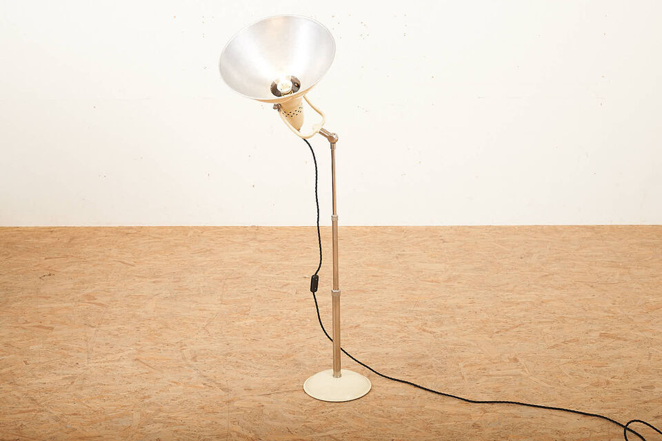 Buma update juni 2232735 Buma Möbelklassiker Vintage-Klassiker und Designermöbel Möbel Olten Zürich Schweiz