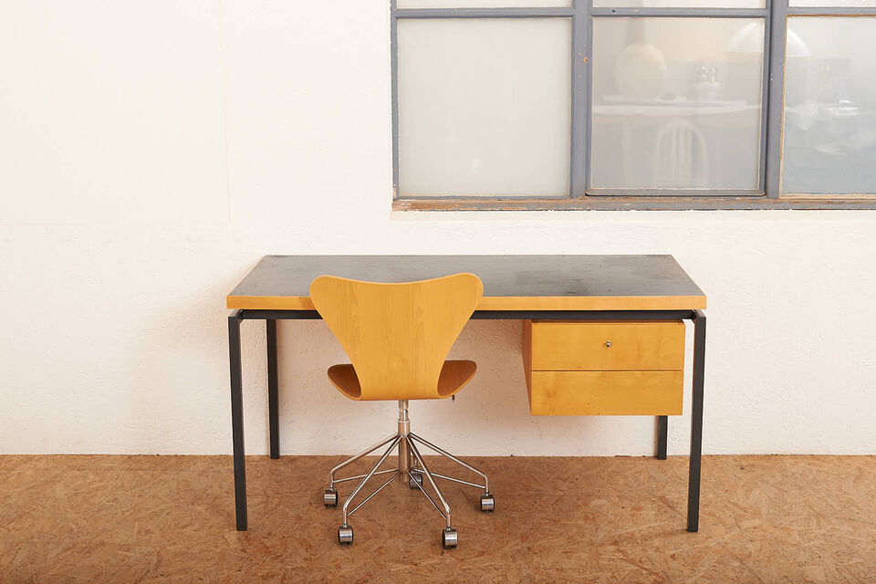 Buma update mai 2232466 Buma Möbelklassiker Vintage-Klassiker und Designermöbel Möbel Olten Zürich Schweiz